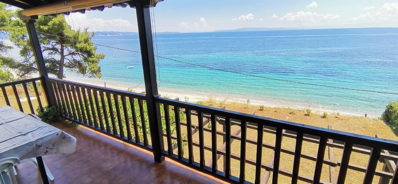 Sangue Blu Beachfront Villa Apartment Áyios Nikólaos Exterior foto