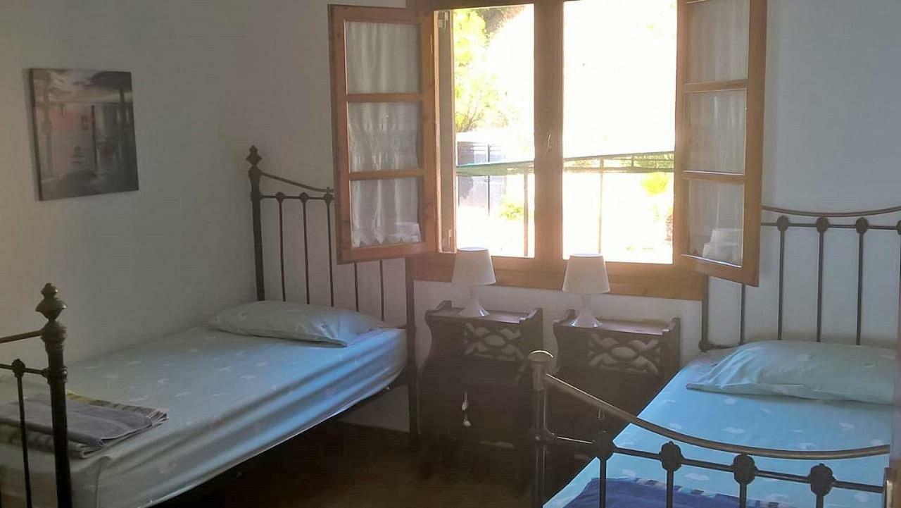 Sangue Blu Beachfront Villa Apartment Áyios Nikólaos Exterior foto